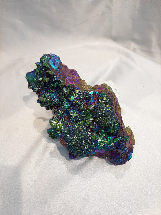 Titanium Aura Quartz: Benefits, Healing Properties, and Uses